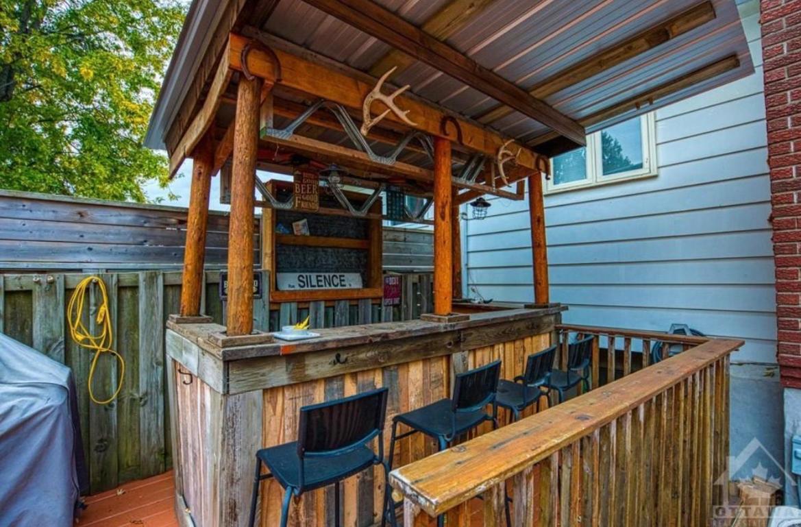 Castlerooms Homestay Ottawa Exterior foto